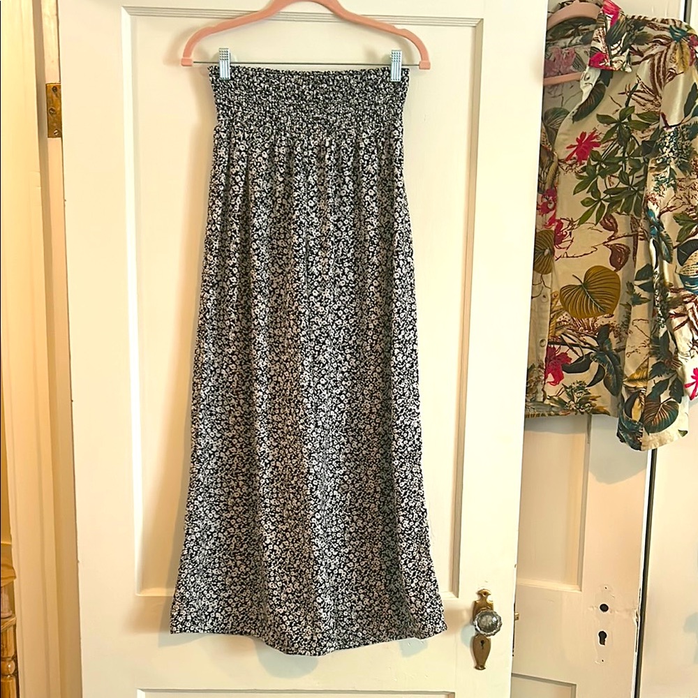 Floral Navy and White Wide Legged Pants